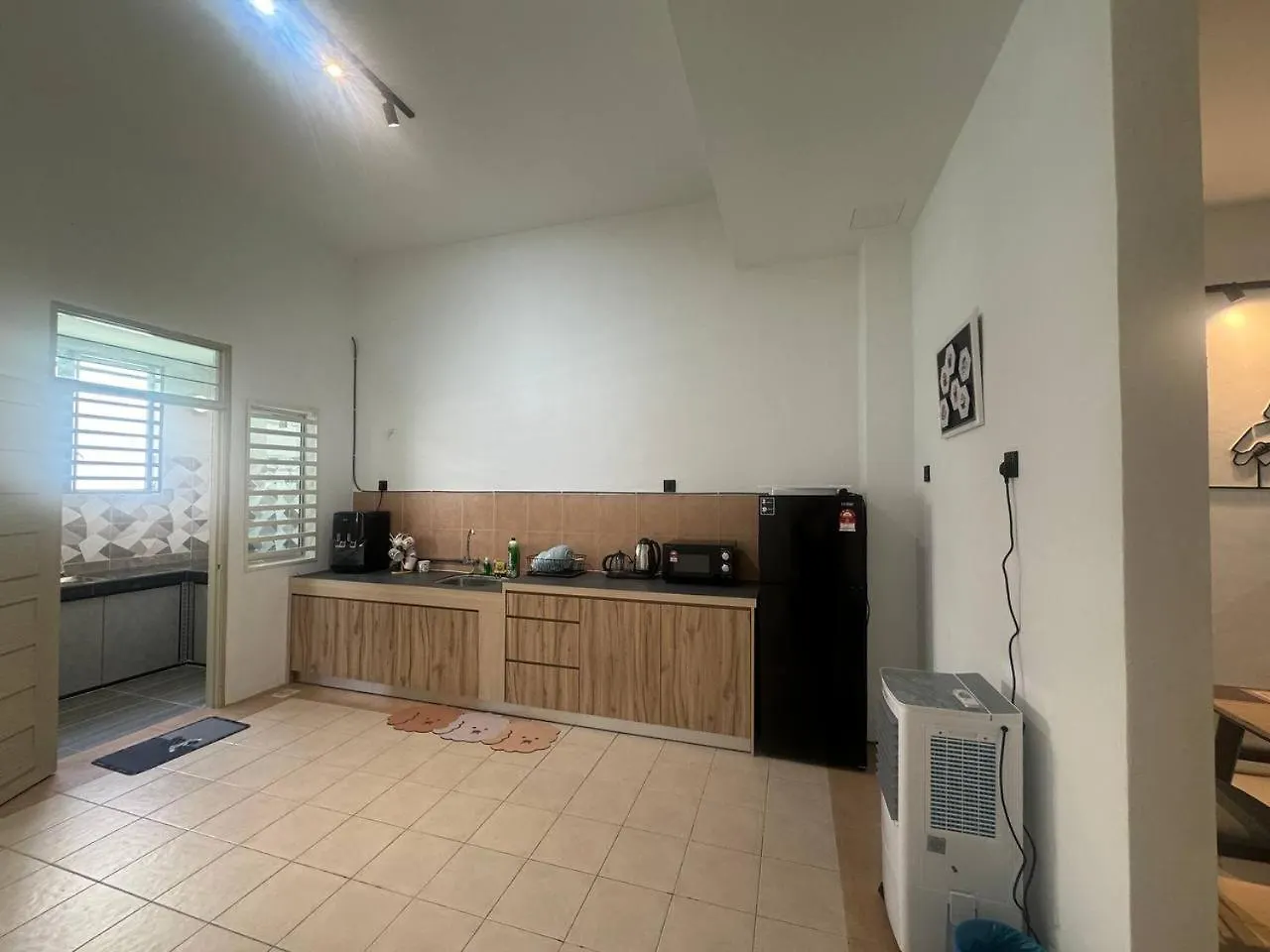 Homestay Tambun Ipoh 4Br 11Pax Full Aircond Apartment